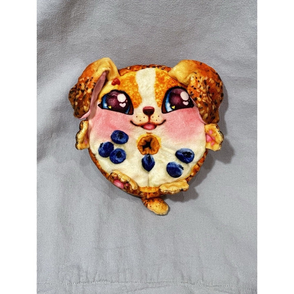 NEW Cookeez Makery Toasty Treatz Scented Plush Toy - Blueberry Bagel Beagle